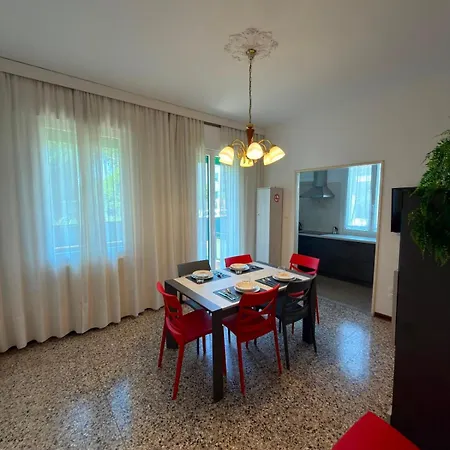 Apartment Lido Island With Private Garden
